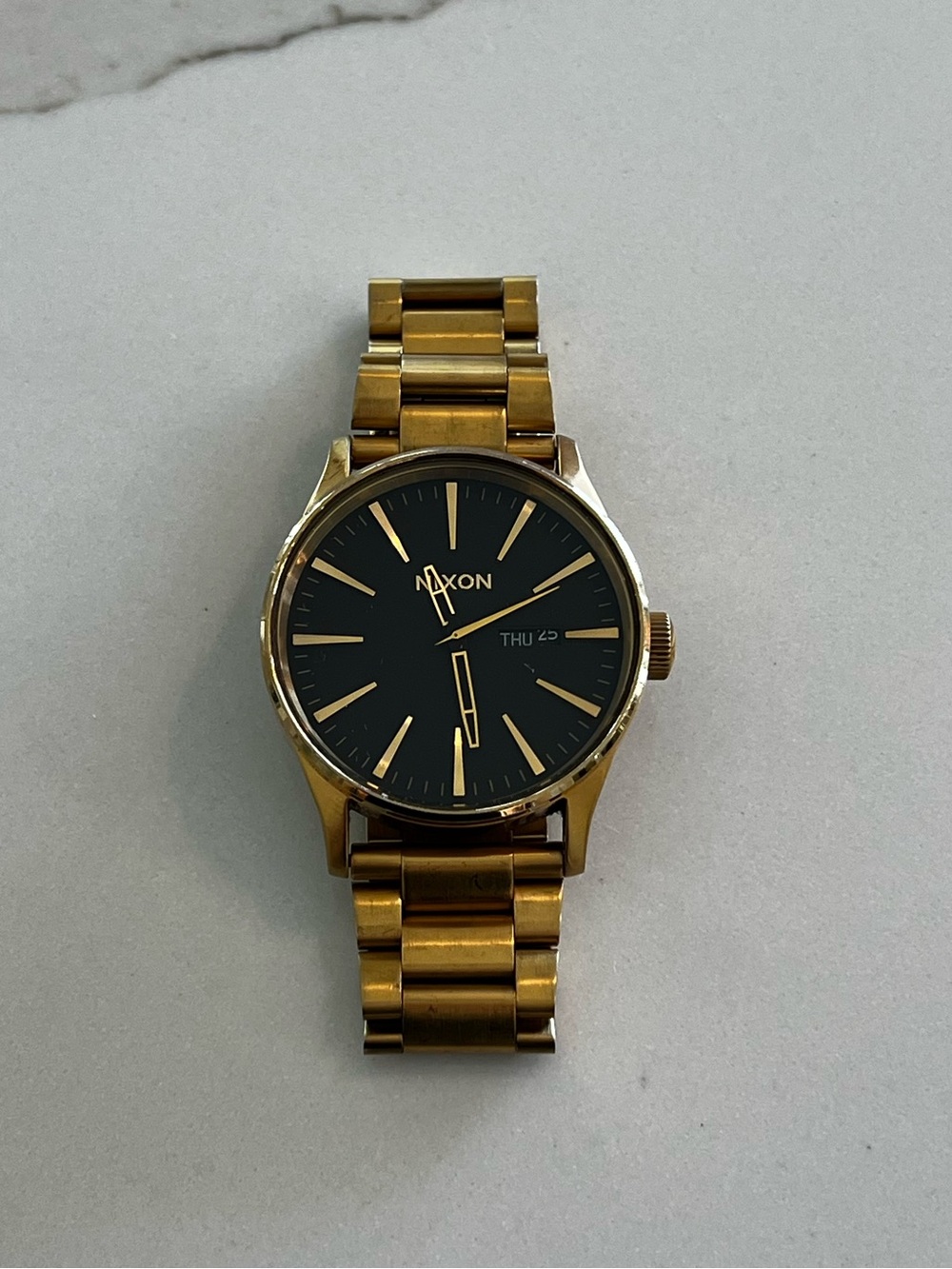 Nixon Men’s Sentry Watch- stainless steel- Gold color - Picture 4 of 4